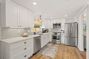 3165 Regatta Cir, Sarasota, FL 34231 - Photo 10