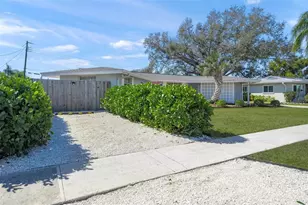 3165 Regatta Cir, Sarasota, FL 34231 - Photo 52