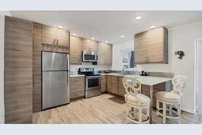 2304 Ringling Boulevard #113, Sarasota, FL 34237 - Photo 10