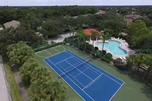 5635 Golf Pointe Dr, Sarasota, FL 34243 - Photo 28