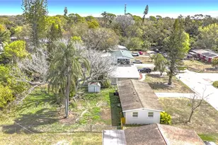 1803 46th Ave Dr W, Bradenton, FL 34207 - Photo 18