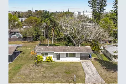 1803 46th Ave Drive W, Bradenton, FL 34207 - Photo 2