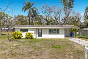 1803 46th Ave Dr W, Bradenton, FL 34207 - Photo 1