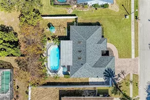 4660 32nd Ct E, Bradenton, FL 34203 - Photo 2