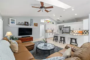 2262 Lakewood Ln, Nokomis, FL 34275 - Photo 4