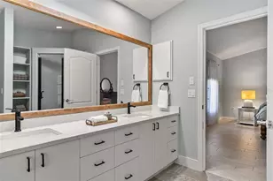 2262 Lakewood Ln, Nokomis, FL 34275 - Photo 24