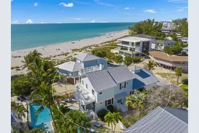 105 49th Street, Holmes Beach, FL 34217 - Photo 6