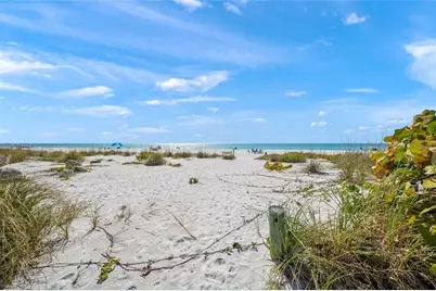 105 49th Street, Holmes Beach, FL 34217 - Photo 56