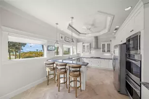 105 49th St, Holmes Beach, FL 34217 - Photo 18