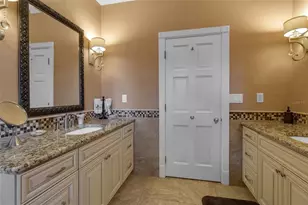 4079 Las Palmas Way, Sarasota, FL 34238 - Photo 50