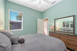 5566 Magnolia Tree Terrace, Sarasota, FL 34233 - Photo 32