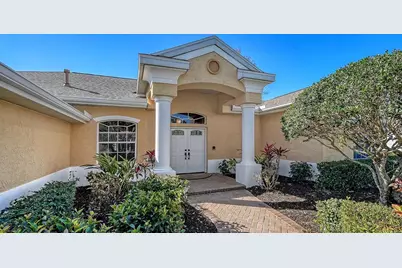 5566 Magnolia Tree Terrace, Sarasota, FL 34233 - Photo 4