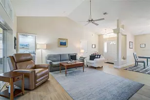 426 Bermuda Isles Cir, Venice, FL 34292 - Photo 8