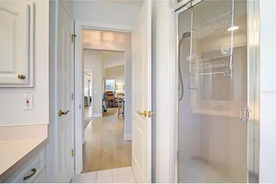 426 Bermuda Isles Circle, Venice, FL 34292 - Photo 24
