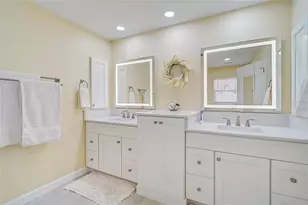 426 Bermuda Isles Cir, Venice, FL 34292 - Photo 20