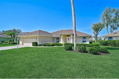 426 Bermuda Isles Circle, Venice, FL 34292 - Photo 2