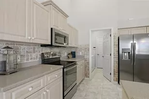 2928 Seasons Blvd, Sarasota, FL 34240 - Photo 18