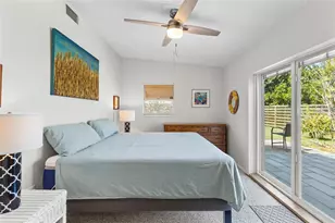 1627 Dunmore Way, Sarasota, FL 34231 - Photo 14