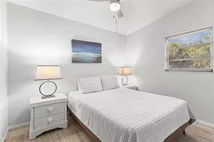 1627 Dunmore Way, Sarasota, FL 34231 - Photo 16