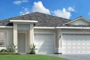 17543 Palmiste Dr, Bradenton, FL 34202 - Photo 1