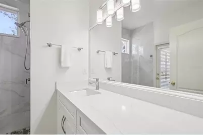 742 Shorecrest Drive, Sarasota, FL 34232 - Photo 20