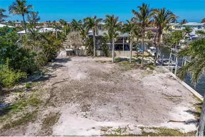 407 20th Place, Bradenton Beach, FL 34217 - Photo 20