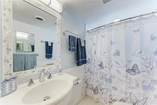 817 Harbor Dr S, Venice, FL 34285 - Photo 12
