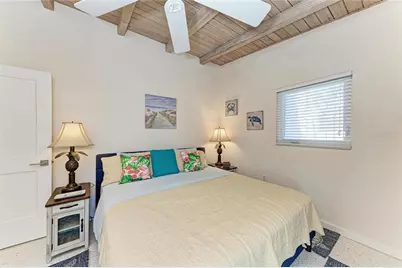 817 Harbor Drive S, Venice, FL 34285 - Photo 14