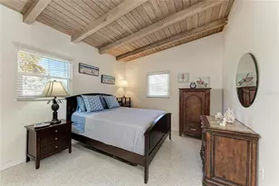 817 Harbor Dr S, Venice, FL 34285 - Photo 10