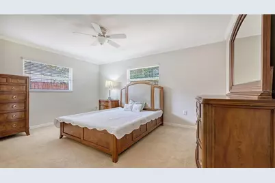 4360 Swift Road, Sarasota, FL 34231 - Photo 14