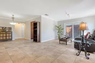 4360 Swift Rd, Sarasota, FL 34231 - Photo 6