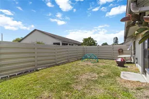 311 40th Ct W, Palmetto, FL 34221 - Photo 18