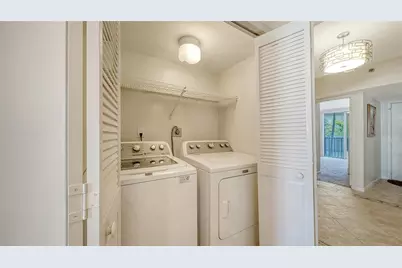 1445 Gulf Of Mexico Drive #101, Longboat Key, FL 34228 - Photo 32