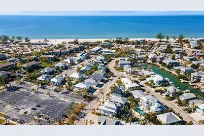 243 S Harbor Drive, Holmes Beach, FL 34217 - Photo 54