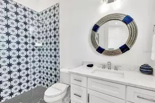 2403 Avenue C, Bradenton Beach, FL 34217 - Photo 32