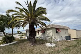 5214 Beechmont Ave, Sarasota, FL 34234 - Photo 6