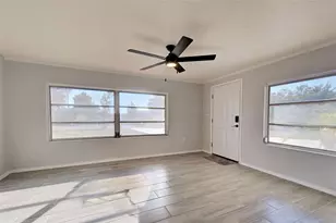 313 Jessica St N, Nokomis, FL 34275 - Photo 6