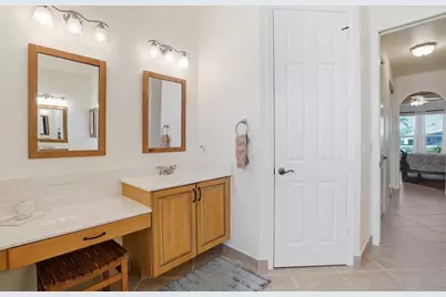 6558 41st Court E, Sarasota, FL 34243 - Photo 30