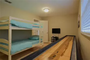 306 Bailey Ln, Sarasota, FL 34237 - Photo 16