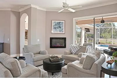 12246 Clubhouse Drive, Lakewood Ranch, FL 34202 - Photo 8