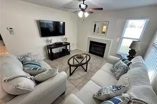 3846 59th Ave W, Bradenton, FL 34210 - Photo 2