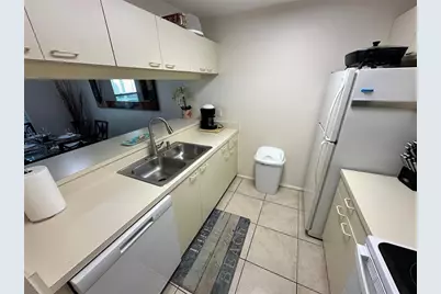 3846 59th Avenue W #3846, Bradenton, FL 34210 - Photo 6