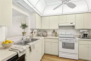 6204 Heritage Ln, Bradenton, FL 34209 - Photo 8