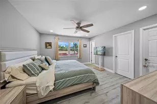 691 Gulf Bay Rd, Longboat Key, FL 34228 - Photo 22