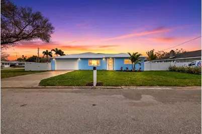 912 21st Avenue W, Palmetto, FL 34221 - Photo 1