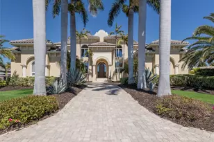 617 N Owl Dr, Sarasota, FL 34236 - Photo 2