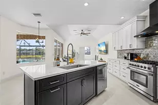 11710 Soft Rush Terrace, Lakewood Ranch, FL 34202 - Photo 8