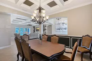 4709 Vasca Dr, Sarasota, FL 34240 - Photo 10