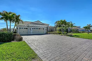 4709 Vasca Dr, Sarasota, FL 34240 - Photo 2