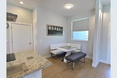 4630 Classique Drive, Sarasota, FL 34243 - Photo 6